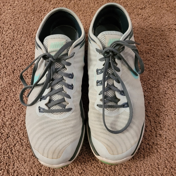 womens size 7.5 Nike - Picture 3 of 8